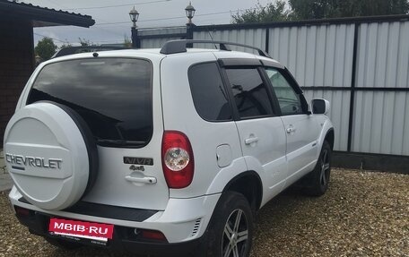 Chevrolet Niva I рестайлинг, 2010 год, 500 000 рублей, 3 фотография