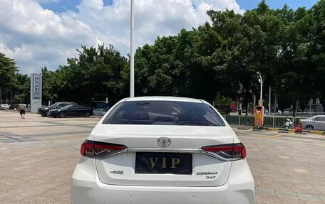 Toyota Corolla, 2022 год, 1 350 000 рублей, 6 фотография