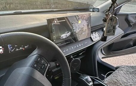 Toyota Camry, 2024 год, 3 350 000 рублей, 4 фотография