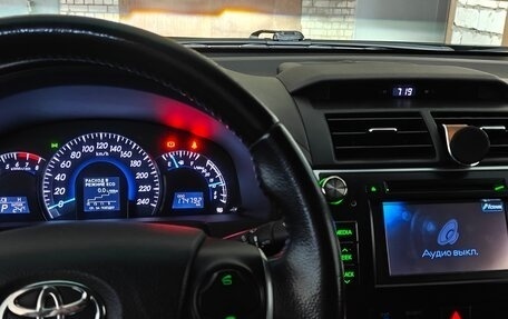 Toyota Camry, 2012 год, 1 570 000 рублей, 4 фотография