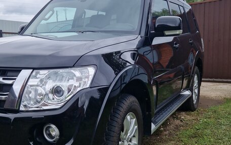 Mitsubishi Pajero IV, 2014 год, 3 390 000 рублей, 3 фотография