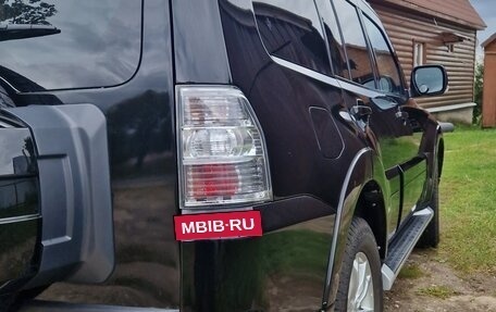 Mitsubishi Pajero IV, 2014 год, 3 390 000 рублей, 9 фотография