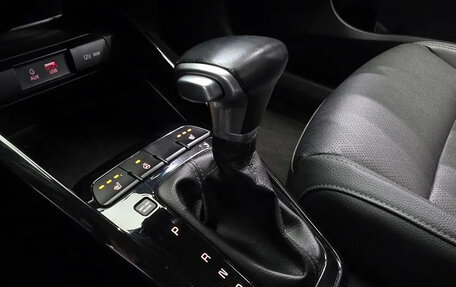 KIA Stonic, 2017 год, 1 381 000 рублей, 8 фотография