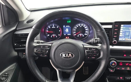 KIA Stonic, 2017 год, 1 381 000 рублей, 12 фотография