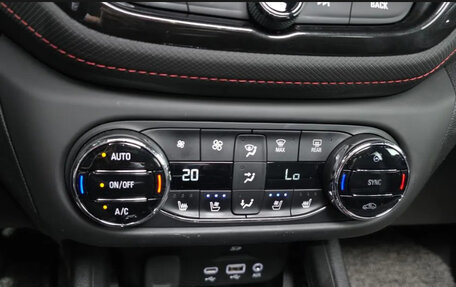 Chevrolet TrailBlazer, 2022 год, 2 020 000 рублей, 14 фотография