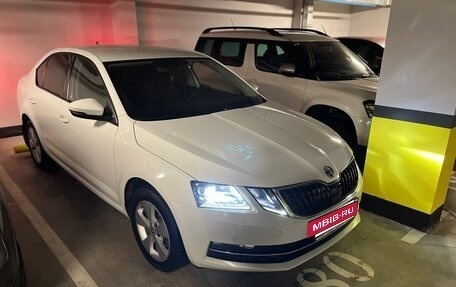 Skoda Octavia, 2017 год, 1 850 000 рублей, 2 фотография