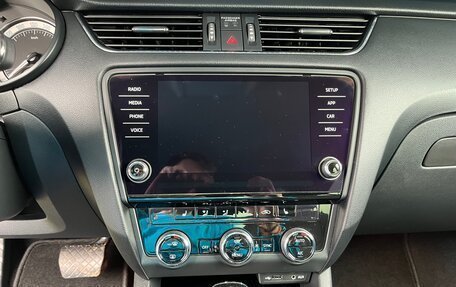 Skoda Octavia, 2017 год, 1 850 000 рублей, 5 фотография