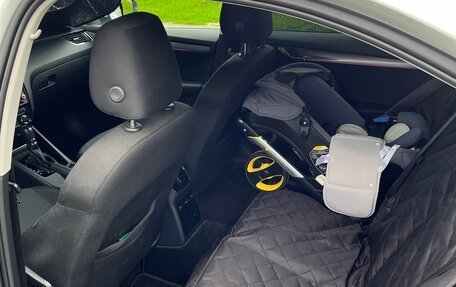 Skoda Octavia, 2017 год, 1 850 000 рублей, 13 фотография
