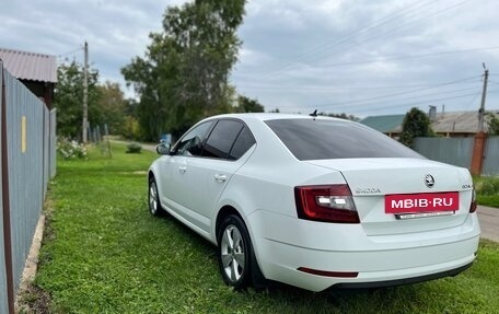 Skoda Octavia, 2017 год, 1 850 000 рублей, 19 фотография