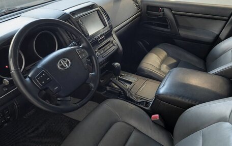 Toyota Land Cruiser 200, 2010 год, 2 990 000 рублей, 7 фотография