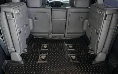 Toyota Land Cruiser 200, 2010 год, 2 990 000 рублей, 16 фотография