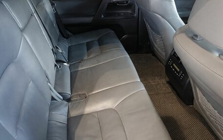 Toyota Land Cruiser 200, 2010 год, 2 990 000 рублей, 9 фотография