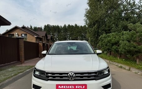 Volkswagen Tiguan II, 2020 год, 2 870 000 рублей, 4 фотография