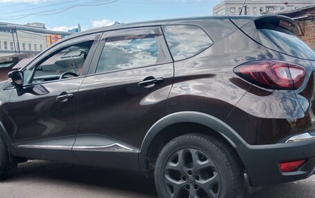 Renault Kaptur I рестайлинг, 2017 год, 1 520 000 рублей, 6 фотография