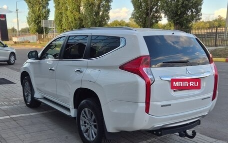 Mitsubishi Pajero Sport III рестайлинг, 2021 год, 3 500 000 рублей, 3 фотография