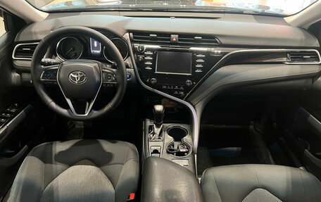 Toyota Camry, 2019 год, 2 470 000 рублей, 9 фотография