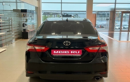 Toyota Camry, 2019 год, 2 470 000 рублей, 5 фотография