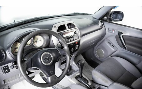 Toyota RAV4, 2003 год, 649 000 рублей, 8 фотография