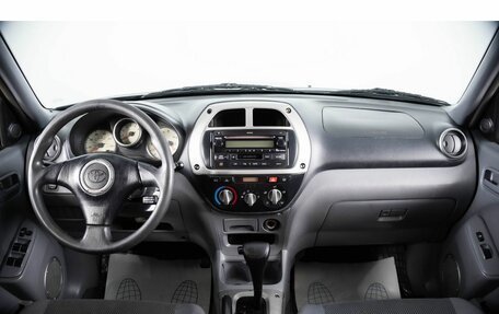 Toyota RAV4, 2003 год, 649 000 рублей, 13 фотография