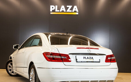 Mercedes-Benz E-Класс, 2012 год, 1 499 000 рублей, 3 фотография
