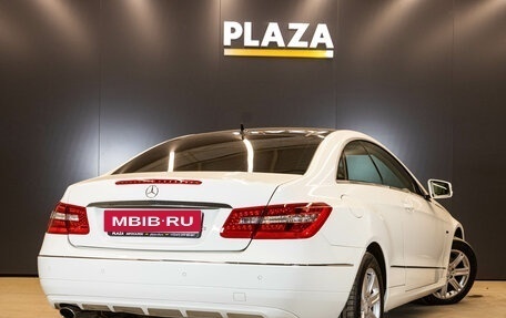 Mercedes-Benz E-Класс, 2012 год, 1 499 000 рублей, 4 фотография