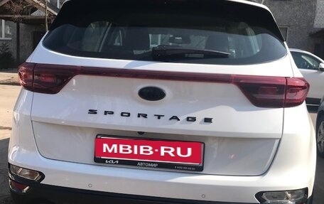 KIA Sportage IV рестайлинг, 2021 год, 2 765 656 рублей, 2 фотография