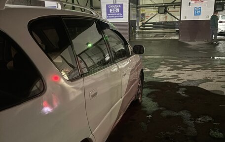 Toyota Ipsum II, 2000 год, 350 000 рублей, 5 фотография
