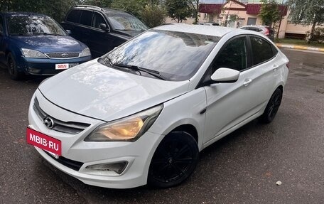 Hyundai Solaris II рестайлинг, 2015 год, 450 000 рублей, 6 фотография
