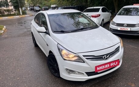 Hyundai Solaris II рестайлинг, 2015 год, 450 000 рублей, 5 фотография