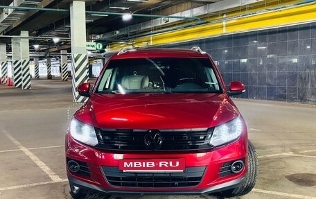 Volkswagen Tiguan I, 2016 год, 1 800 000 рублей, 2 фотография