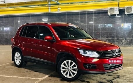 Volkswagen Tiguan I, 2016 год, 1 800 000 рублей, 3 фотография