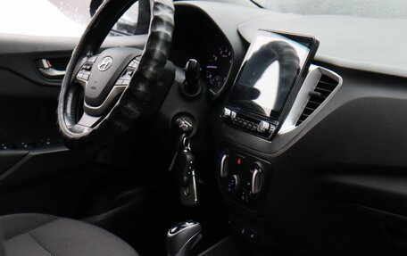Hyundai Solaris II рестайлинг, 2017 год, 1 200 000 рублей, 15 фотография