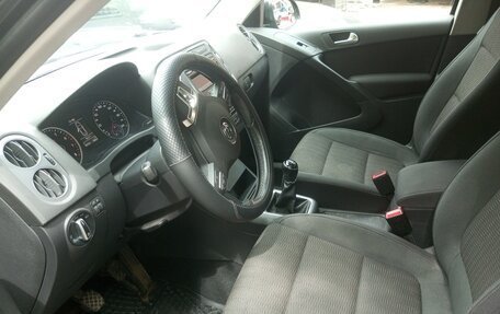 Volkswagen Tiguan I, 2011 год, 1 200 000 рублей, 10 фотография