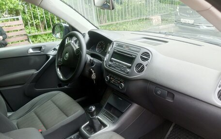 Volkswagen Tiguan I, 2011 год, 1 200 000 рублей, 11 фотография