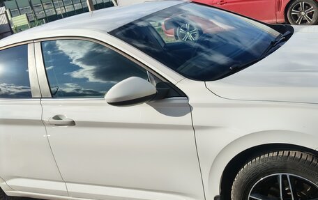 Volkswagen Jetta VII, 2019 год, 1 450 000 рублей, 2 фотография