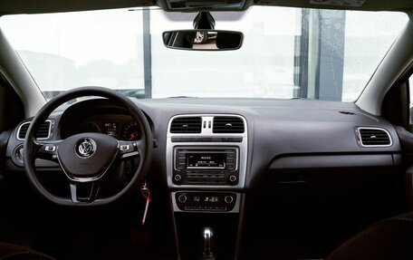 Volkswagen Polo VI (EU Market), 2016 год, 1 269 000 рублей, 18 фотография