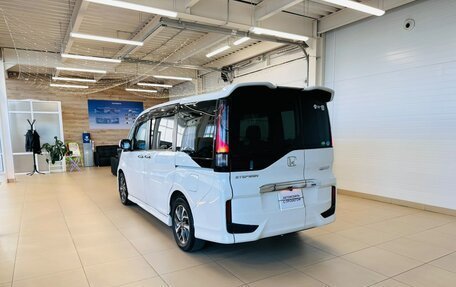 Honda Stepwgn IV, 2016 год, 1 669 000 рублей, 4 фотография