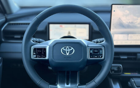 Toyota RAV4, 2026 год, 4 300 000 рублей, 16 фотография