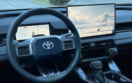 Toyota RAV4, 2026 год, 4 300 000 рублей, 20 фотография