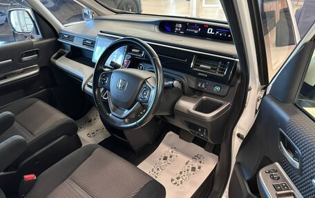 Honda Stepwgn IV, 2016 год, 1 669 000 рублей, 10 фотография