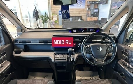 Honda Stepwgn IV, 2016 год, 1 669 000 рублей, 16 фотография