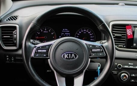 KIA Sportage IV рестайлинг, 2020 год, 2 260 000 рублей, 12 фотография
