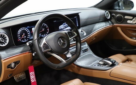 Mercedes-Benz E-Класс, 2017 год, 3 190 000 рублей, 7 фотография