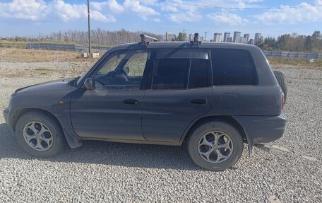 Toyota RAV4, 1996 год, 400 000 рублей, 3 фотография