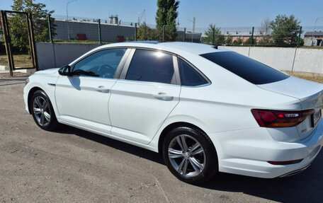 Volkswagen Jetta VII, 2019 год, 1 750 000 рублей, 2 фотография