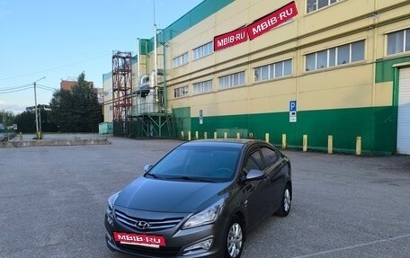 Hyundai Solaris II рестайлинг, 2015 год, 1 020 000 рублей, 4 фотография