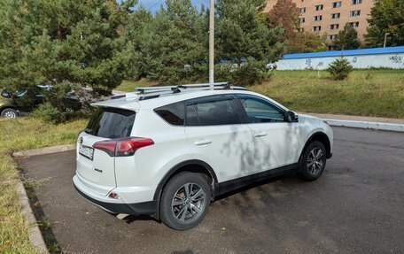 Toyota RAV4, 2018 год, 2 300 000 рублей, 4 фотография