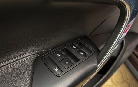 Opel Insignia II рестайлинг, 2013 год, 999 000 рублей, 29 фотография