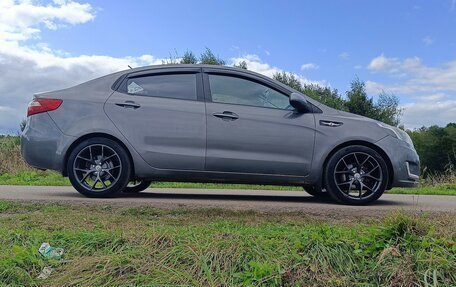 KIA Rio III рестайлинг, 2014 год, 650 000 рублей, 2 фотография