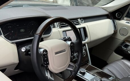 Land Rover Range Rover IV рестайлинг, 2013 год, 2 699 000 рублей, 6 фотография